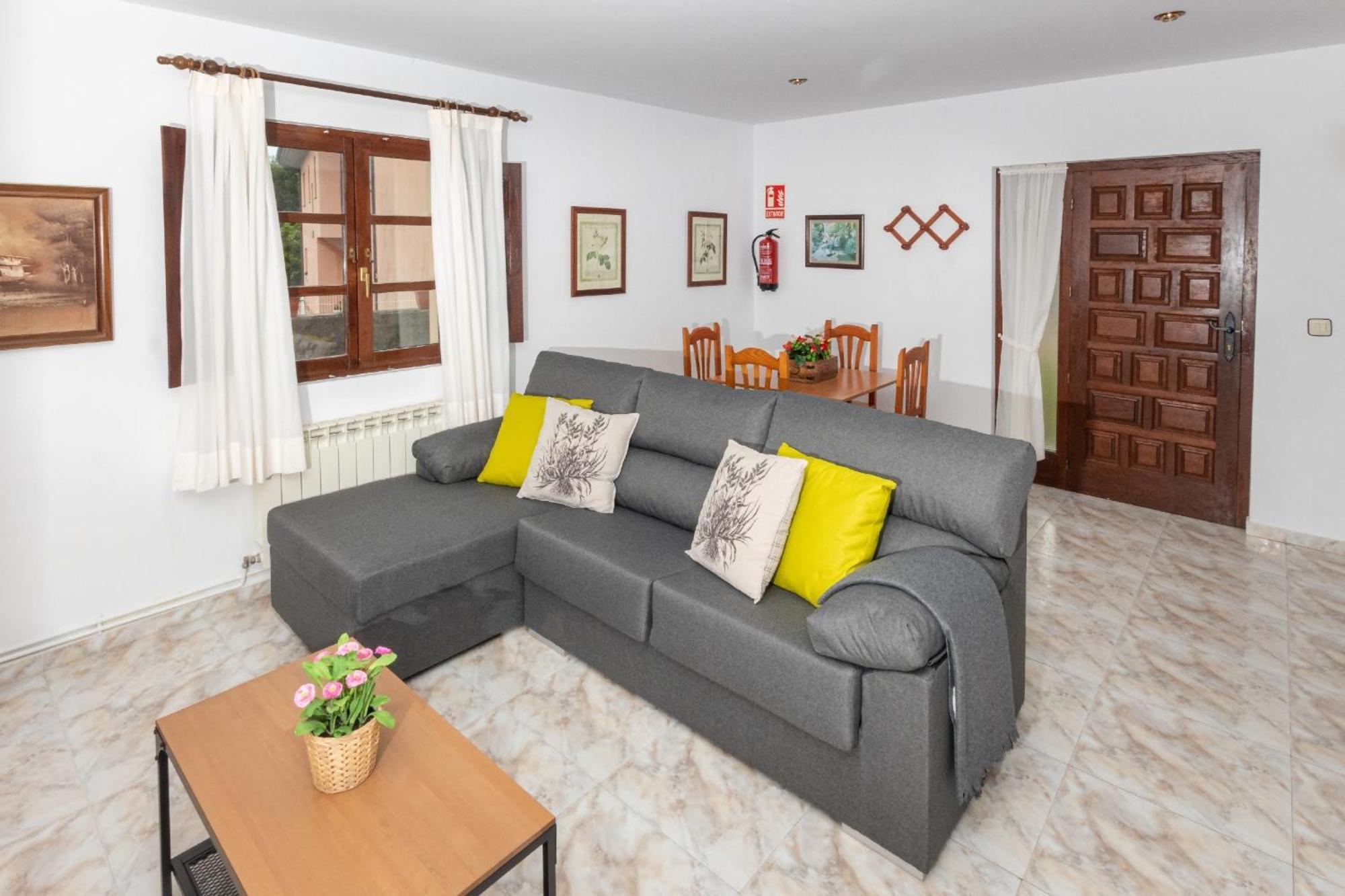 Apartamentos El Acebo Navés Buitenkant foto
