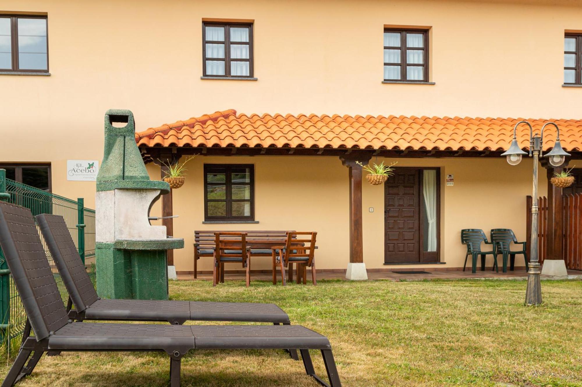 Apartamentos El Acebo Navés Kamer foto
