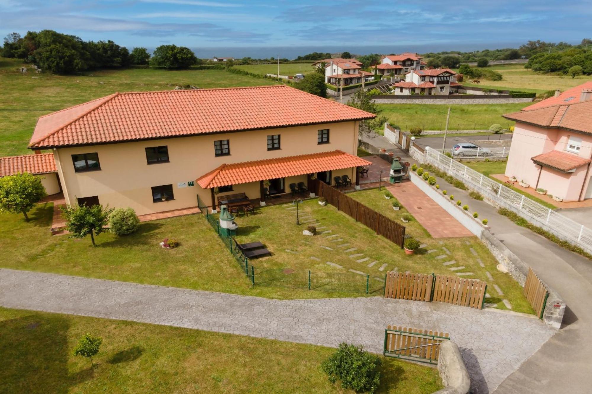 Apartamentos El Acebo Navés Buitenkant foto